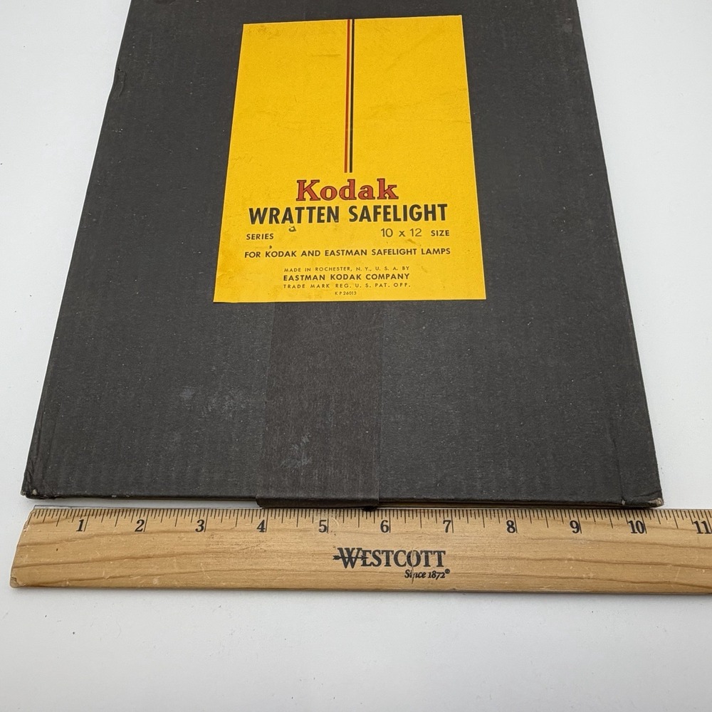 Vtg Kodak Safelight Glass Filter Wratten‎ Series 3 10x12 Eastman - NEW & SEALED - Picture 3 of 4